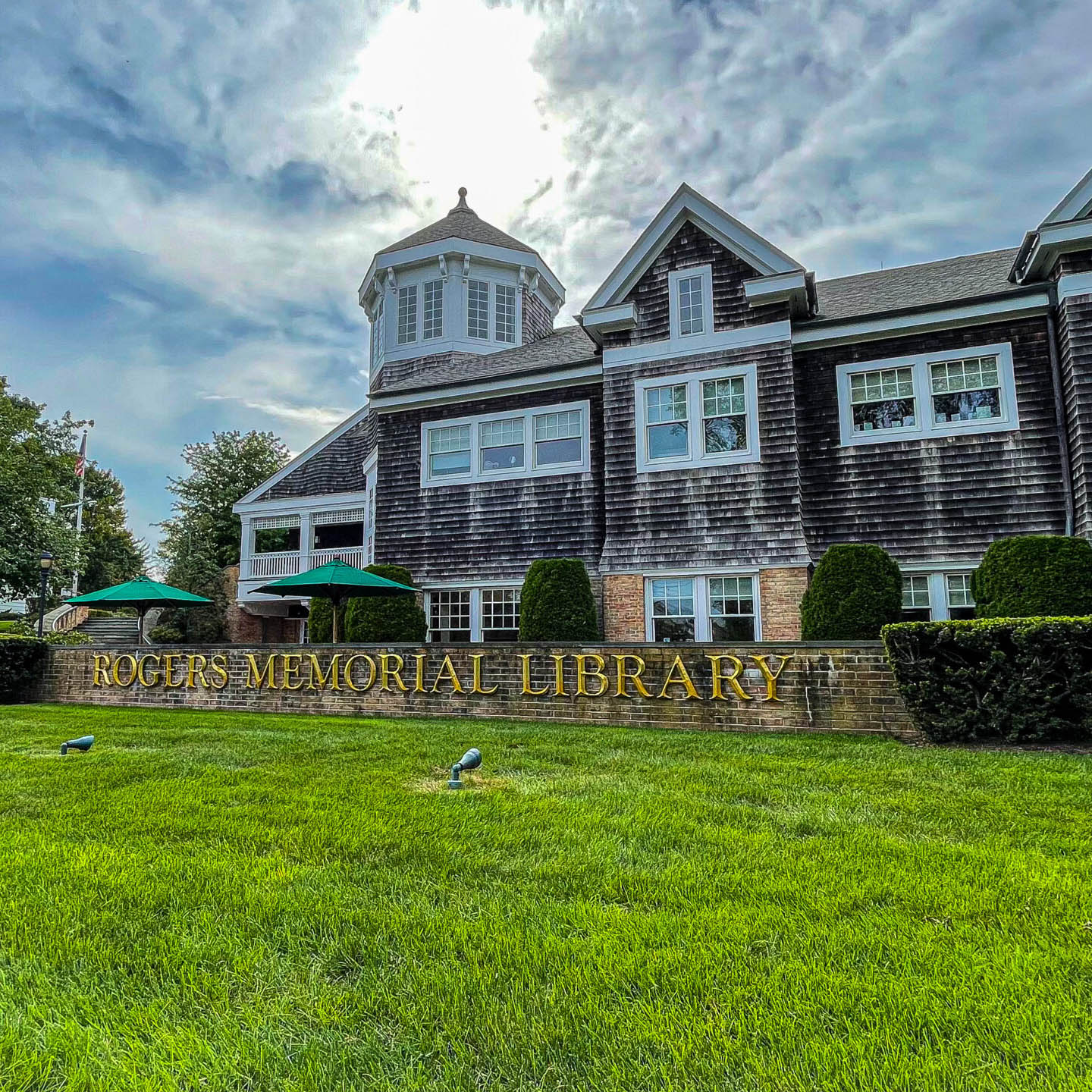 Rogers Memorial Library